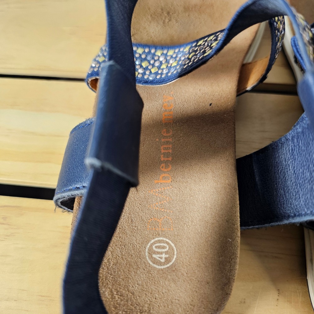 Women's Navy Blue Rhinestone Embellished Flat Sandals Size 40 - Picture 8 of 8